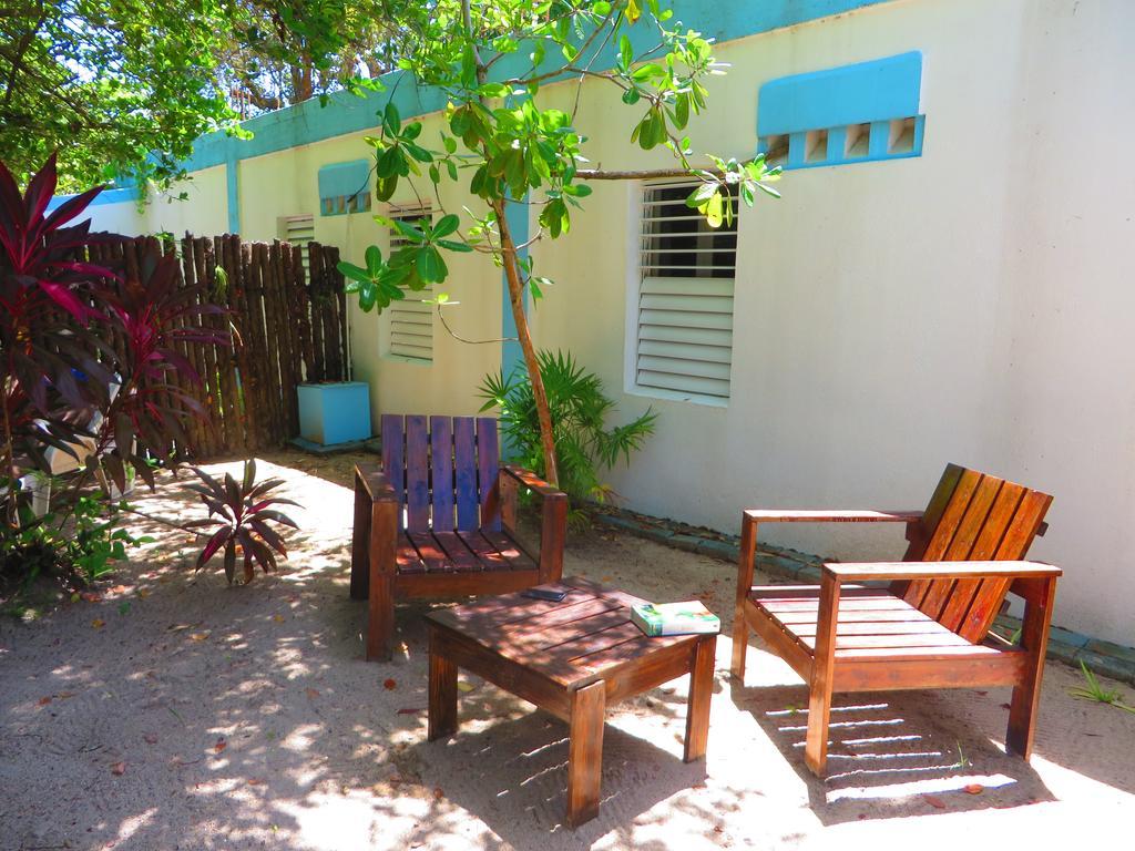 Simberts Apartments Maya Beach Extérieur photo