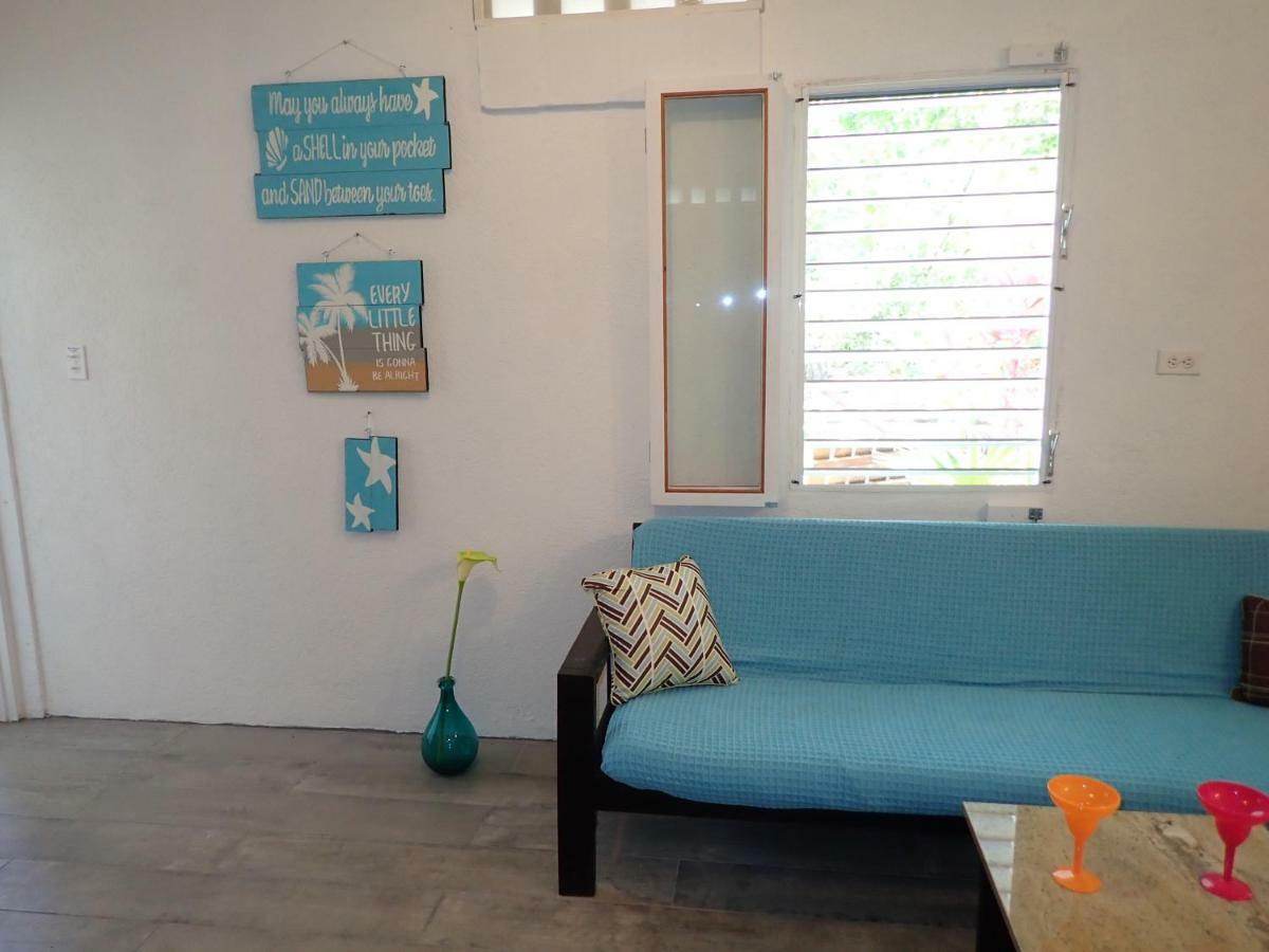 Simberts Apartments Maya Beach Extérieur photo
